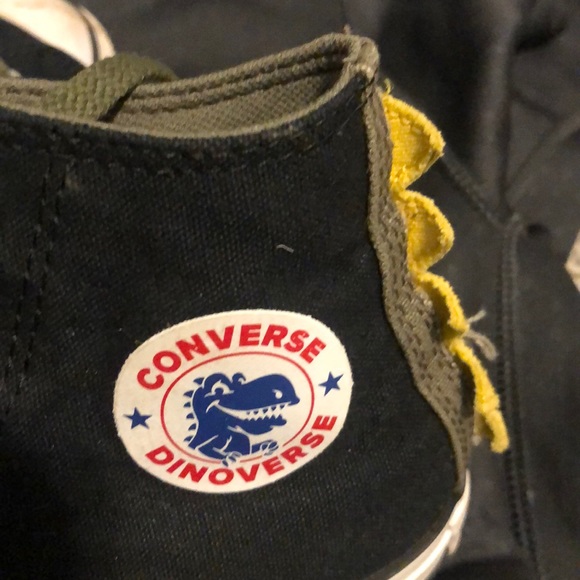 Converse High Top Dino Spikes Kid Sneakers Lace-up - Picture 2 of 3